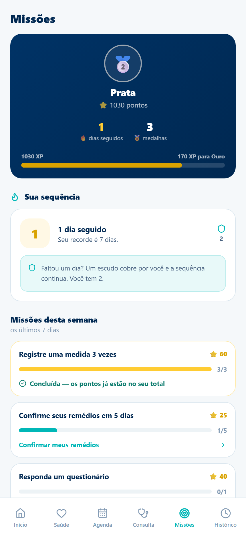 Telas do aplicativo mostrando trilha de registro, XP e conquistas